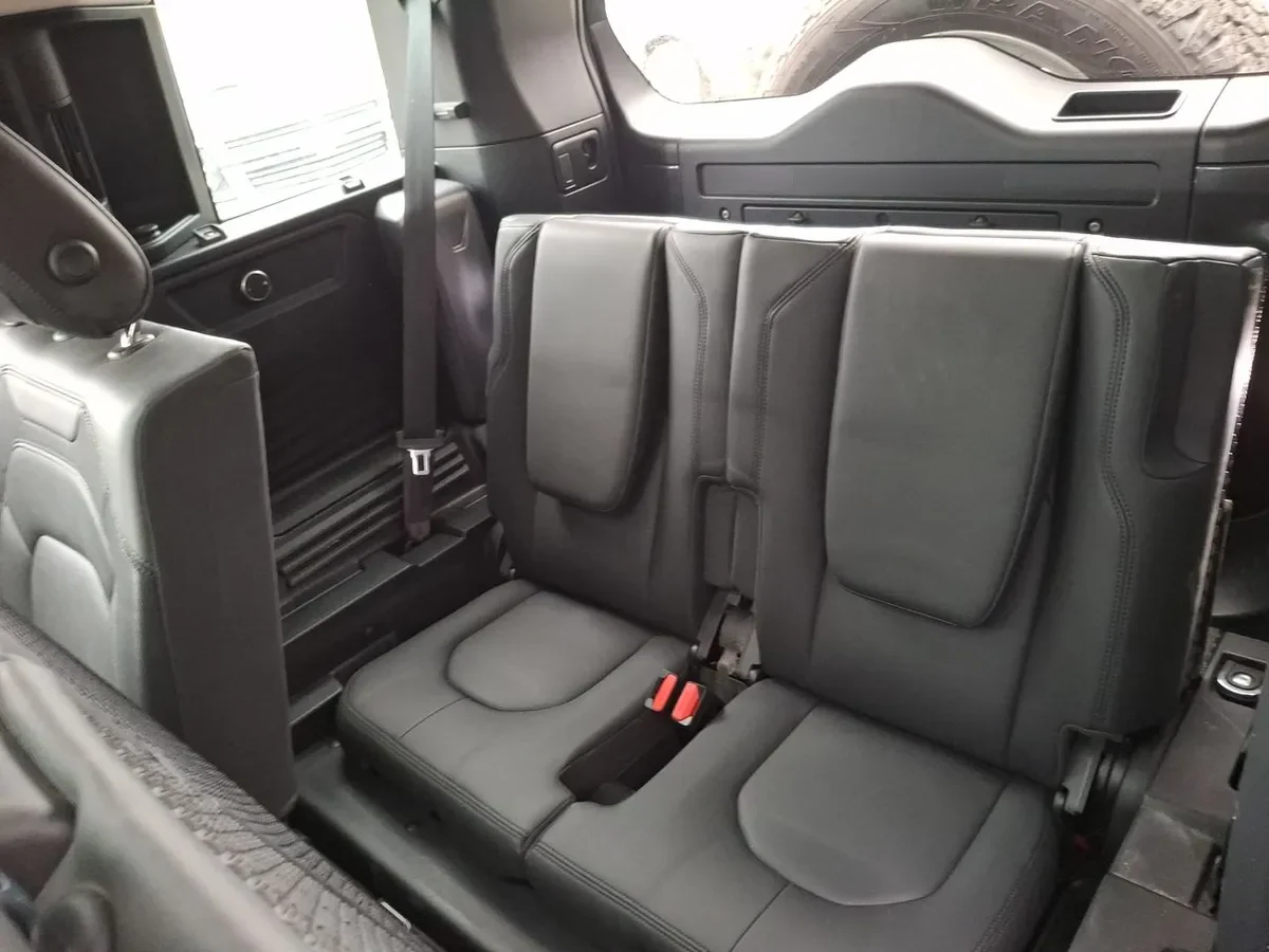 Land Rover Defender 3.0 110 X-Dynamic S Diesel 4x4 300hp At 5p año 2023