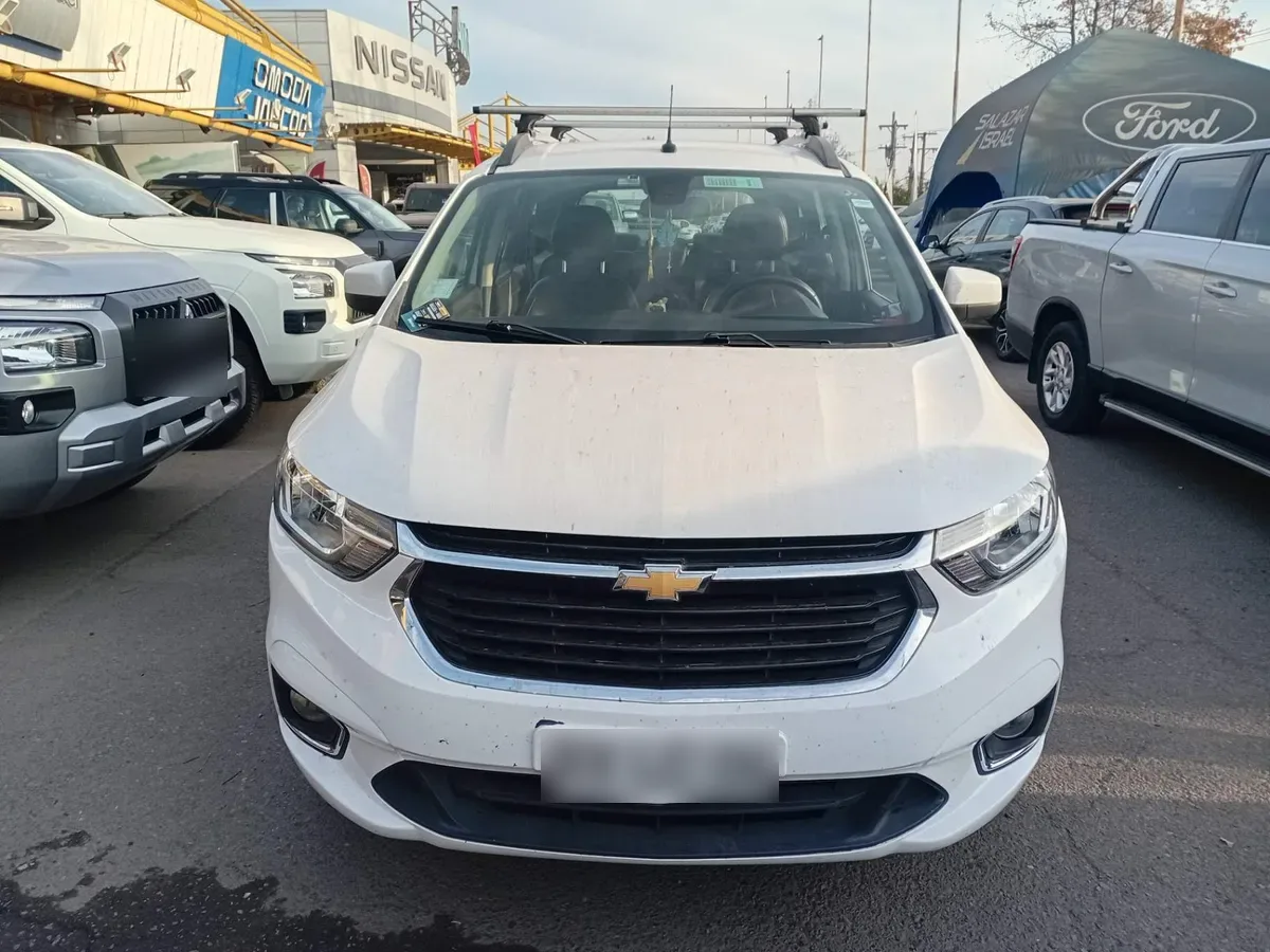 Chevrolet Spin 1.8 Premier 4x2 Mt 5p año 2022