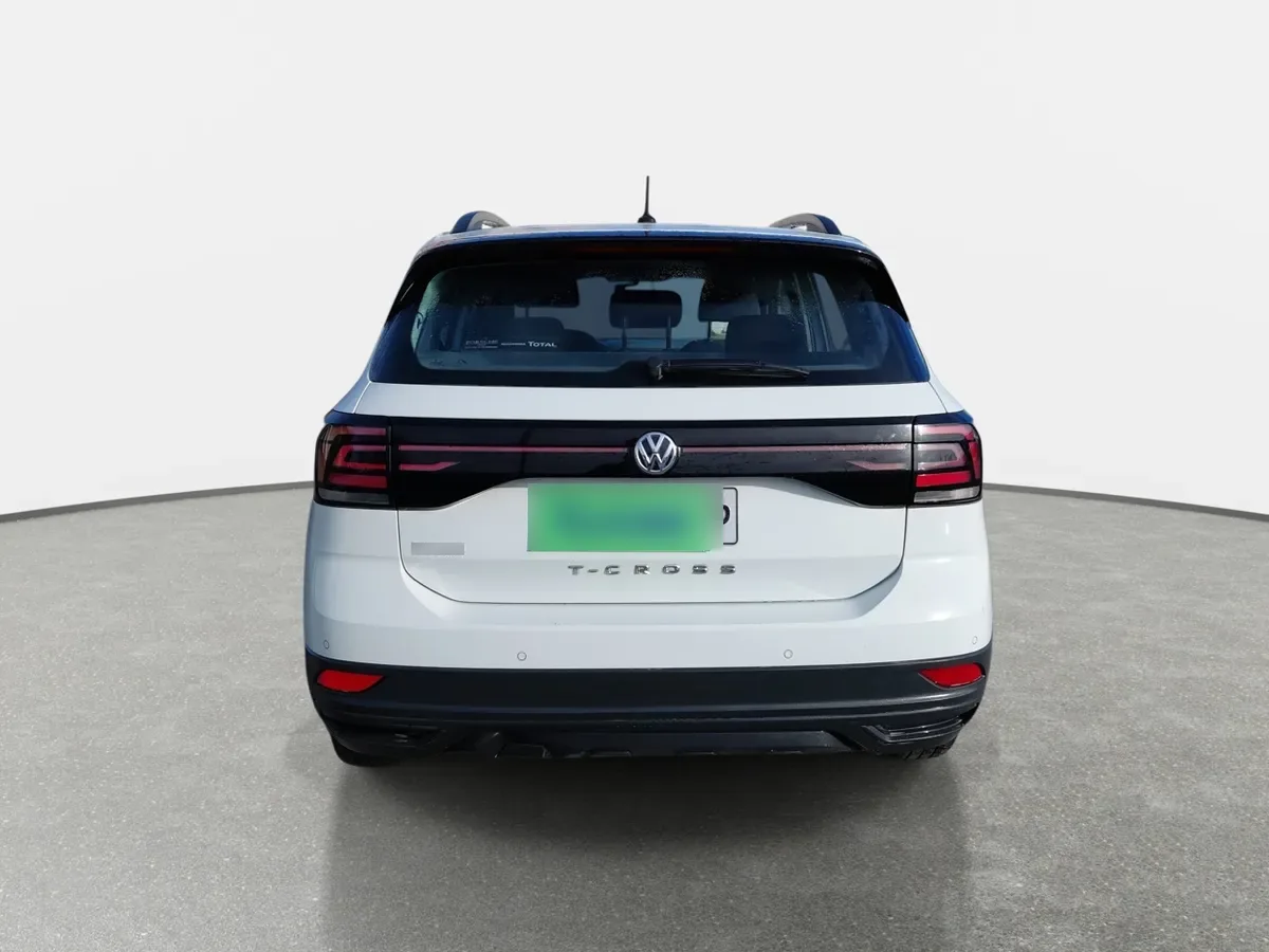 Volkswagen T-Cross 1.6 Msi Trendline 4x2 Mt5 5p año 2021