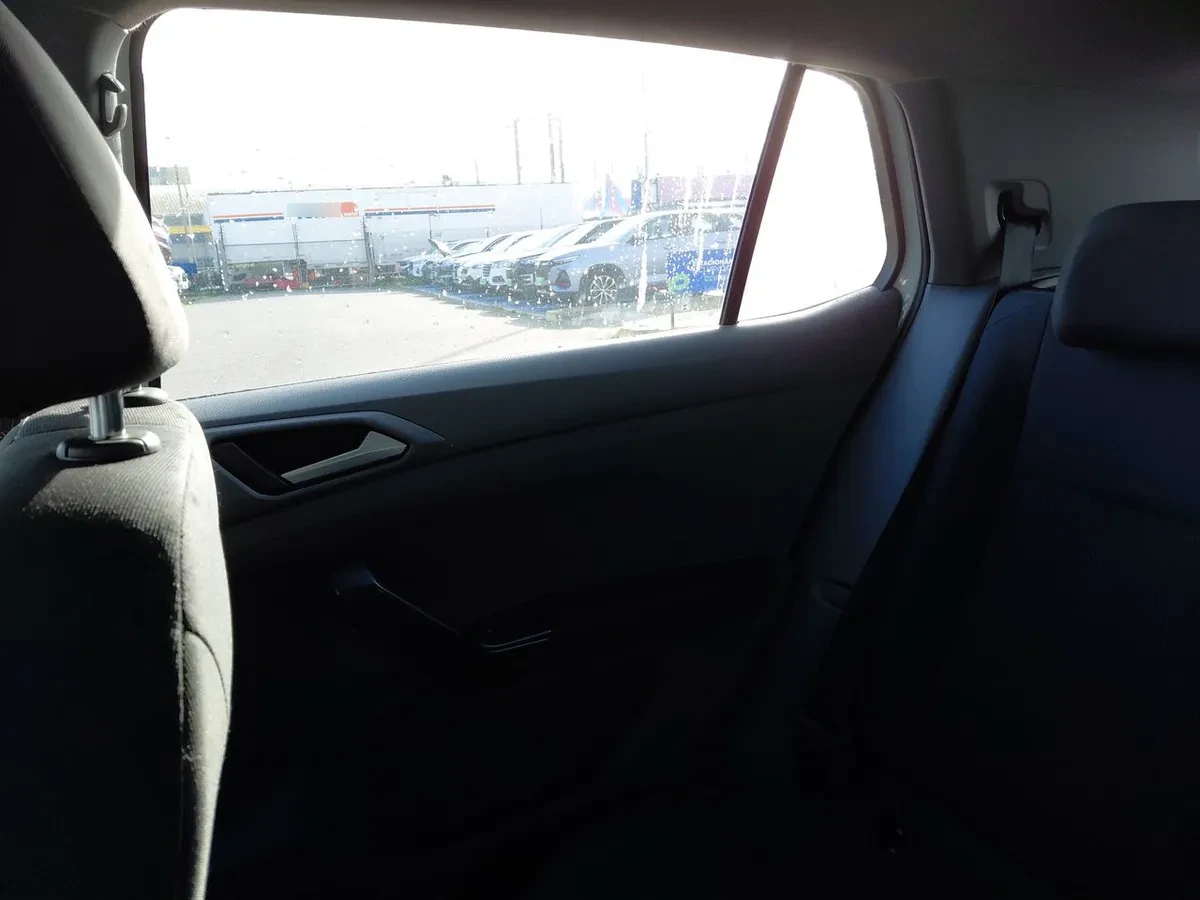 Volkswagen T-Cross 1.6 Msi Trendline 4x2 Mt5 5p año 2021