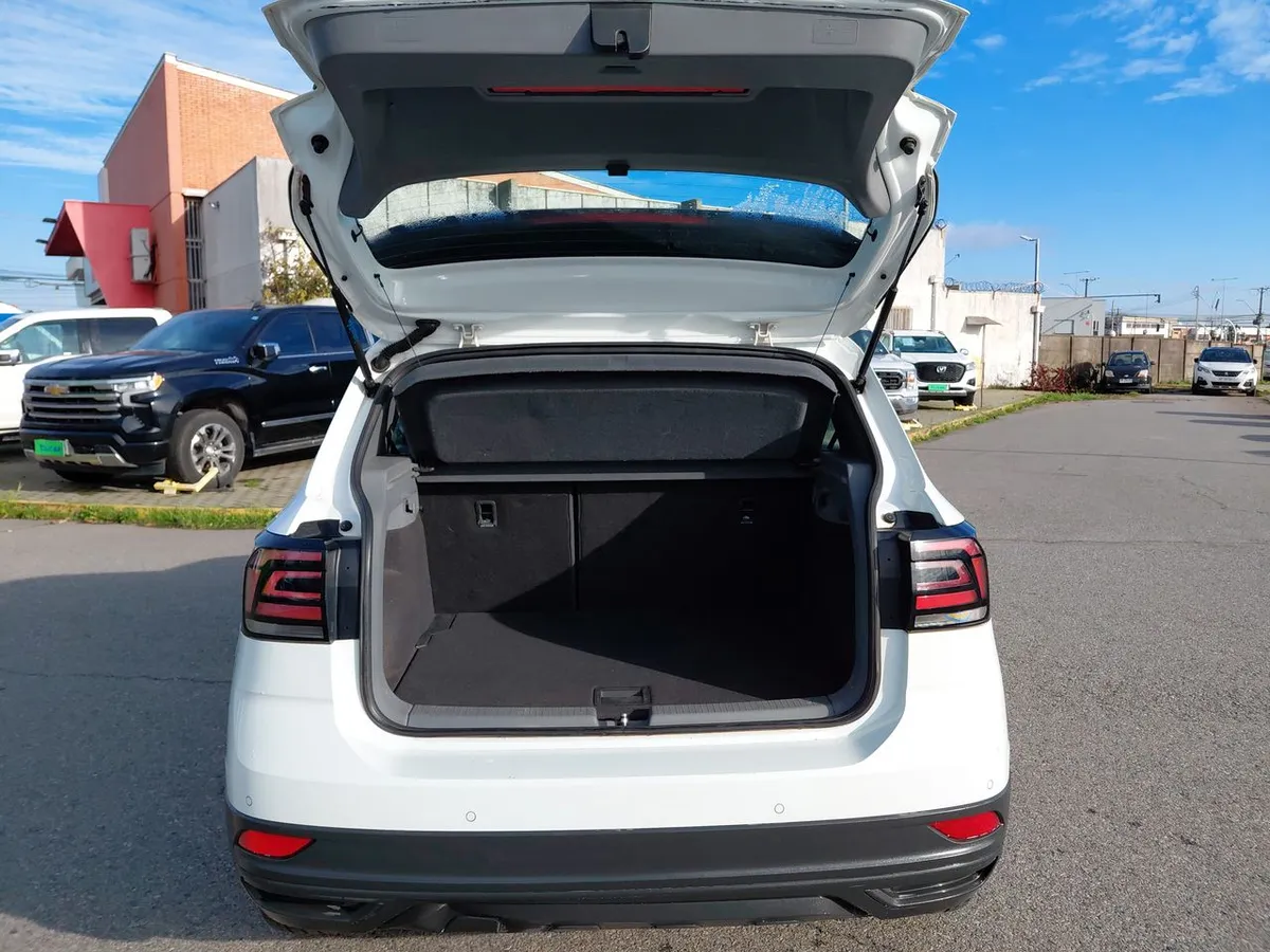 Volkswagen T-Cross 1.6 Msi Trendline 4x2 Mt5 5p año 2021