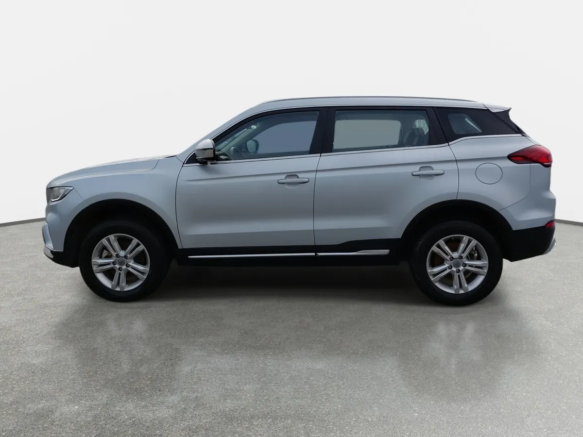 Geely Azkarra 1.5t Comfort 4x2 6at 5p año 2022