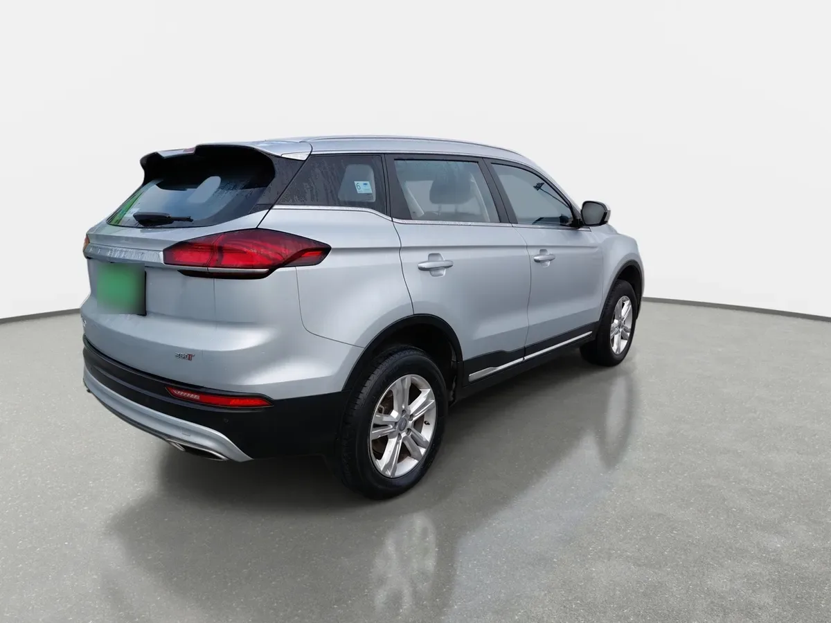Geely Azkarra 1.5t Comfort 4x2 6at 5p año 2022