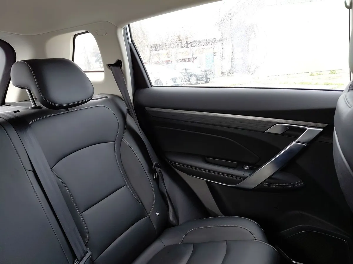 Geely Azkarra 1.5t Comfort 4x2 6at 5p año 2022