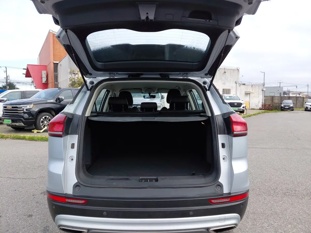 Geely Azkarra 1.5t Comfort 4x2 6at 5p año 2022