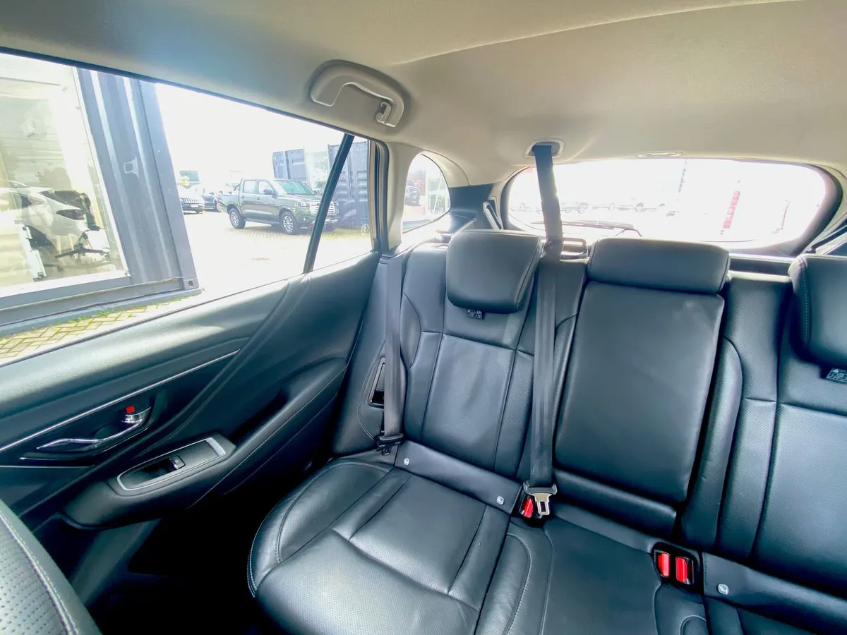 Subaru Outback 2.5i Touring Awd Cvt At 5p año 2022