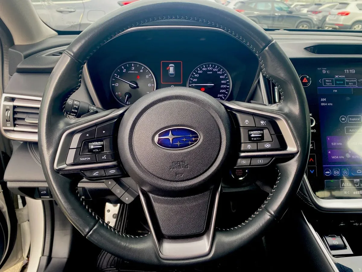 Subaru Outback 2.5i Touring Awd Cvt At 5p año 2022