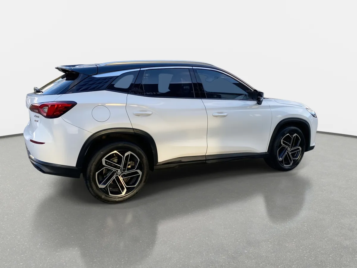 MG One 1.5t Dlx 4x2 Cvt At 5p año 2023