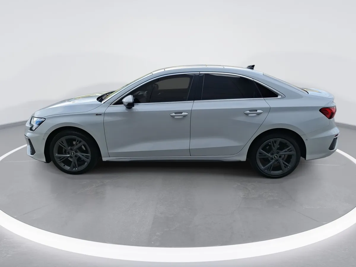 Audi A3 1.4 Tfsi 35 Sport 4x2 Sdn At 4p año 2024
