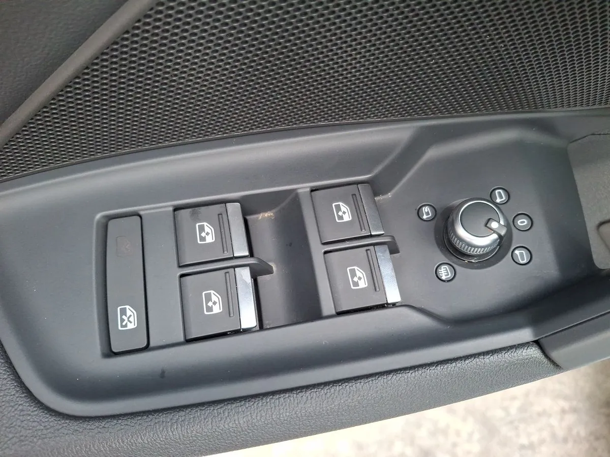 Audi A3 1.4 Tfsi 35 Sport 4x2 Sdn At 4p año 2024