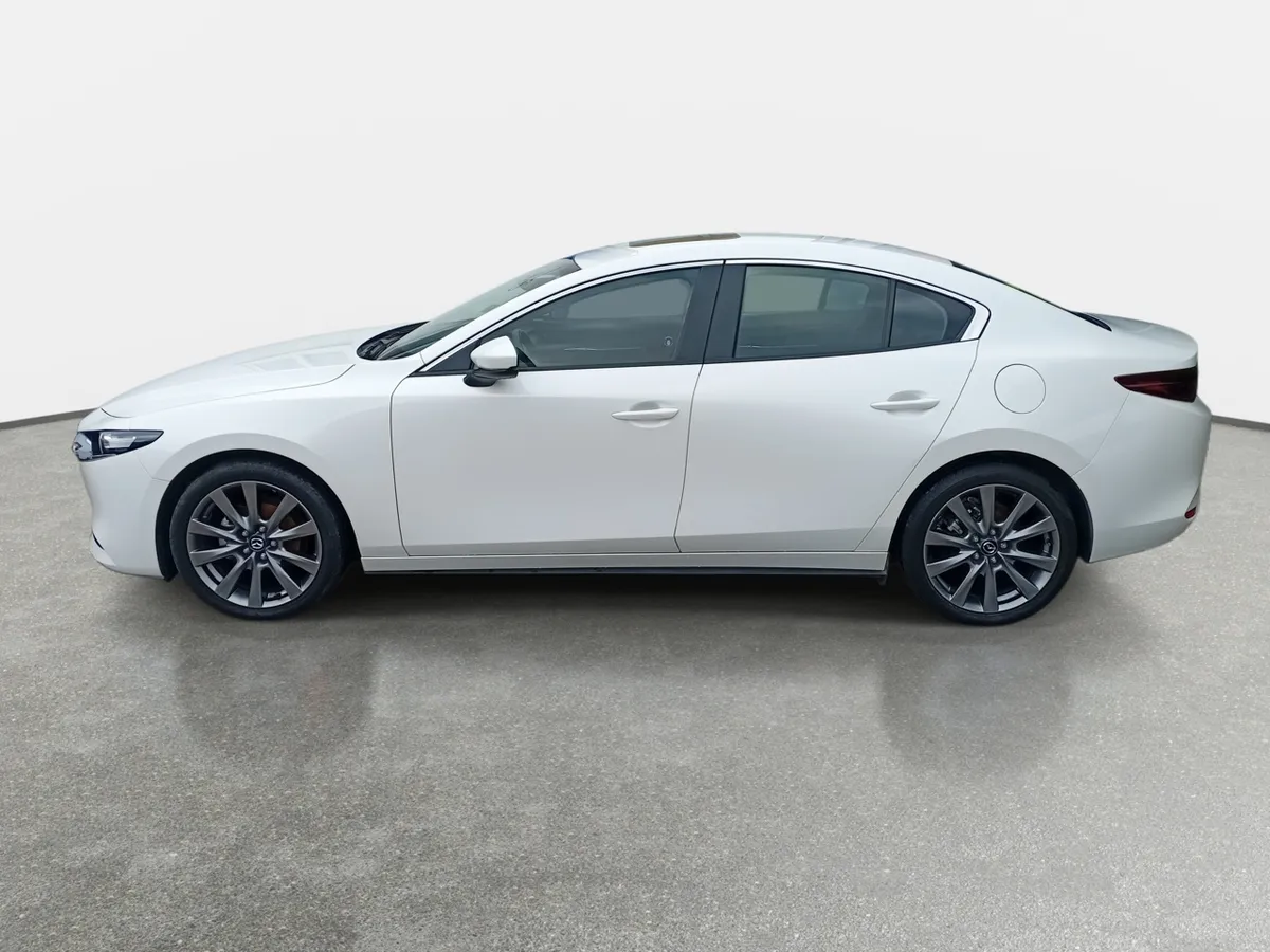 Mazda 3 2.0 V 4x2 Sdn 6at 4p año 2023