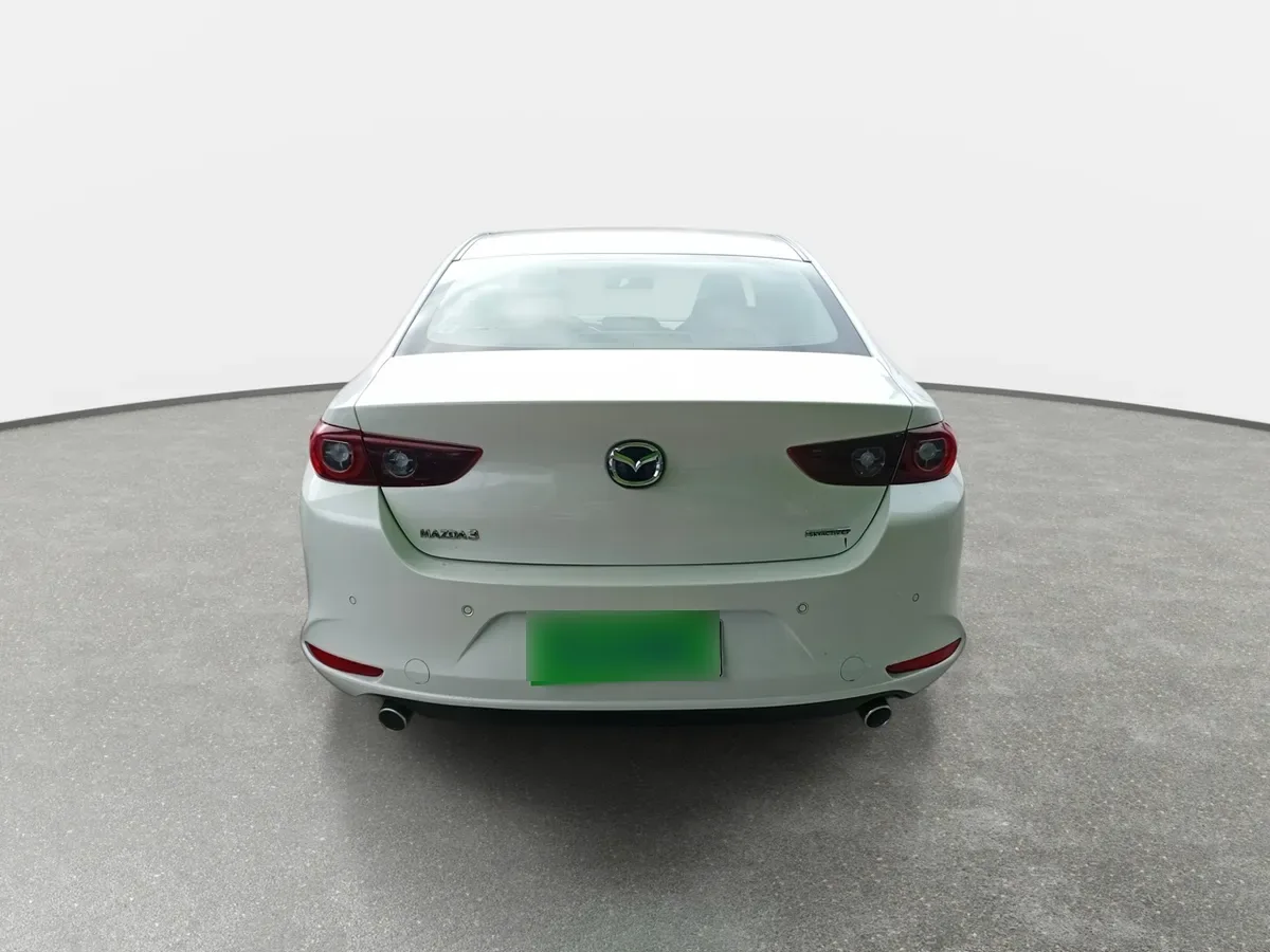 Mazda 3 2.0 V 4x2 Sdn 6at 4p año 2023