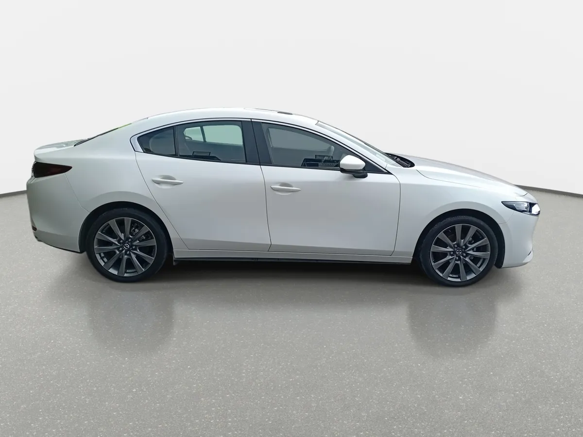 Mazda 3 2.0 V 4x2 Sdn 6at 4p año 2023