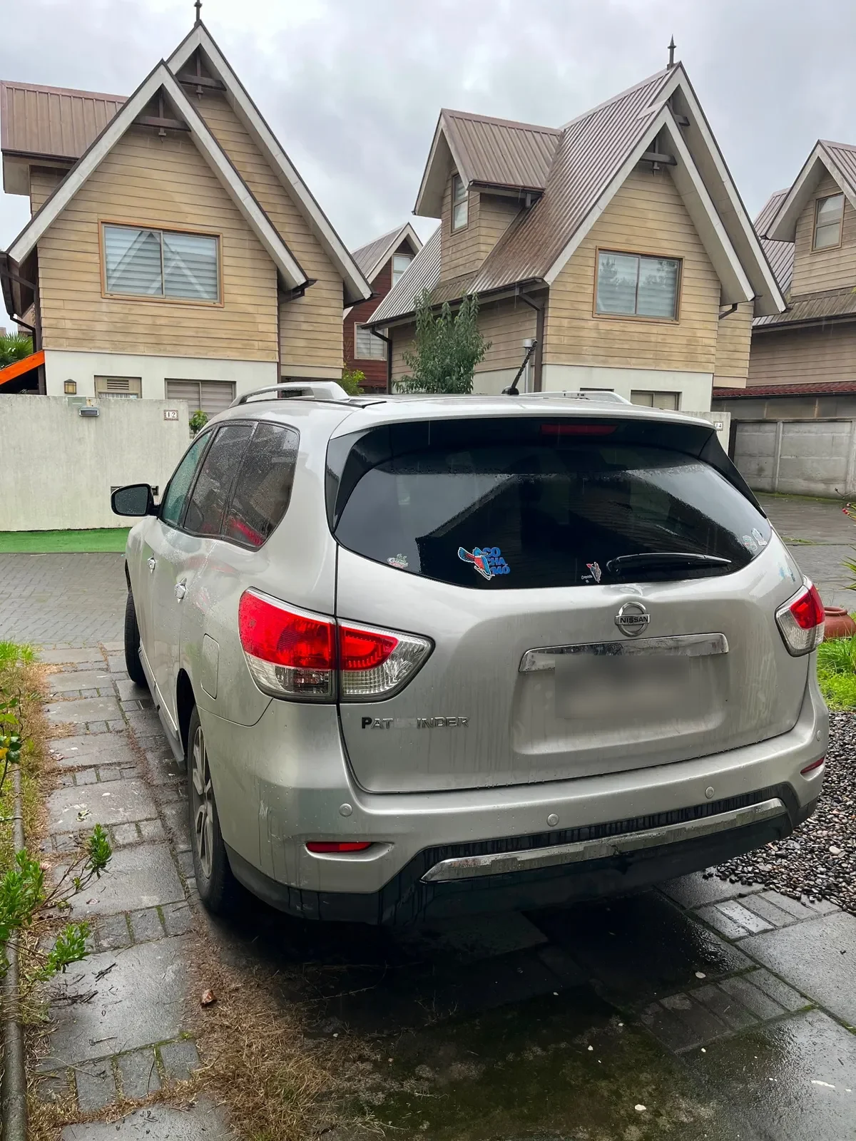 NISSAN PATHFINDER 3.5 Exclusive Cvt At 4x4 año 2015