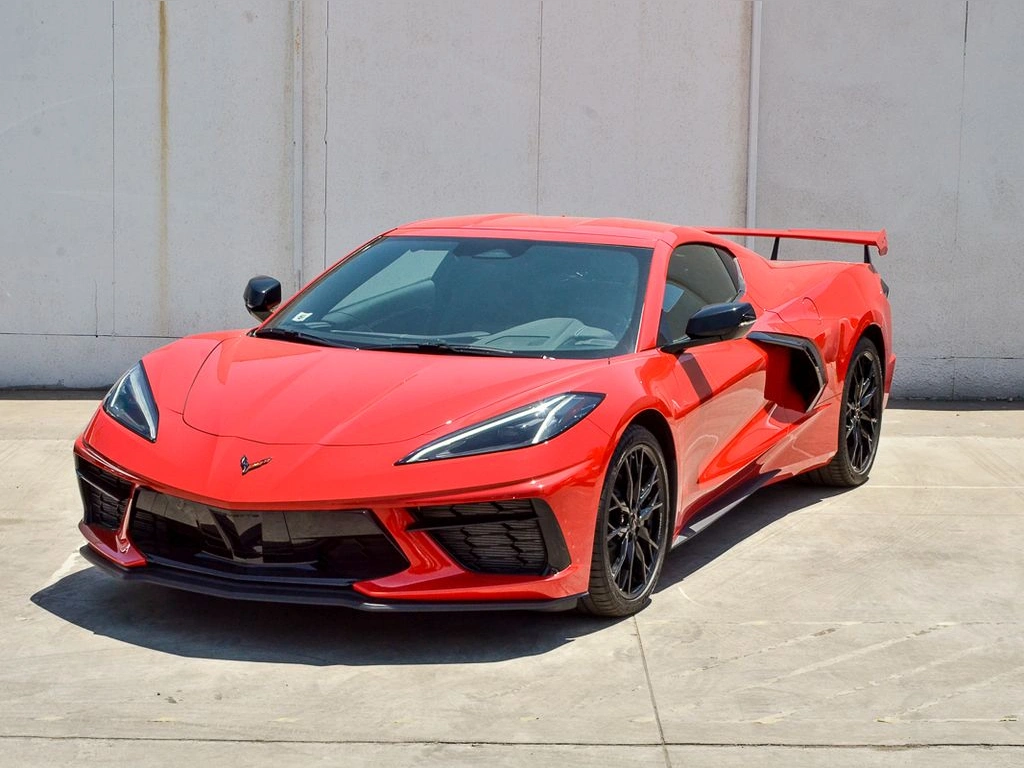 Chevrolet Corvette Stingray C8 V8 6.2 L año 2026