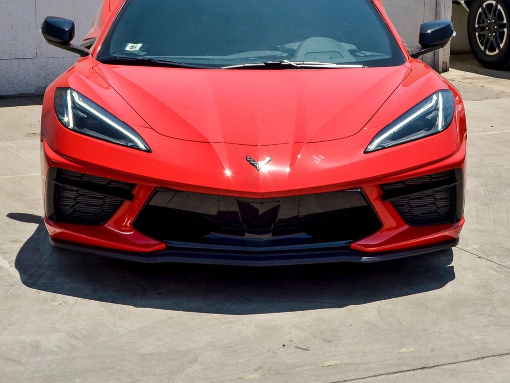 Chevrolet Corvette Stingray C8 V8 6.2 L año 2026