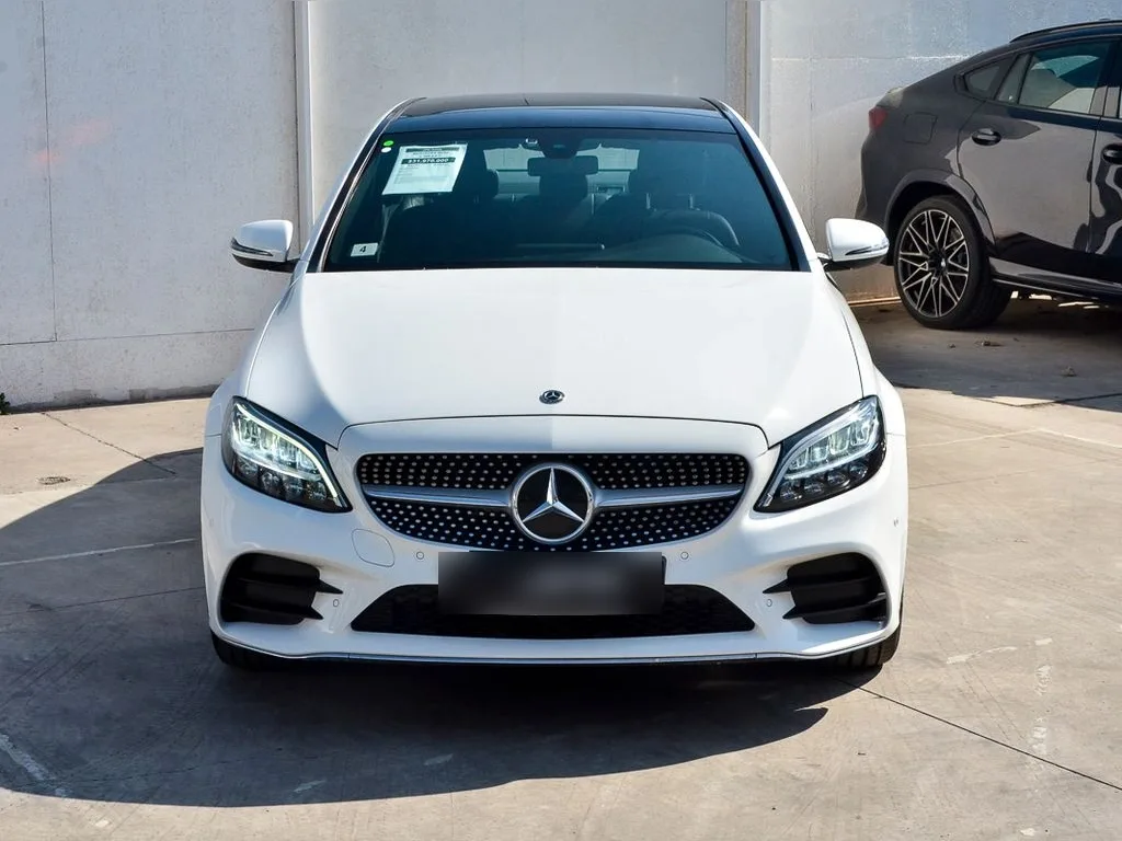 Mercedes-Benz C 300 2.0 T año 2021