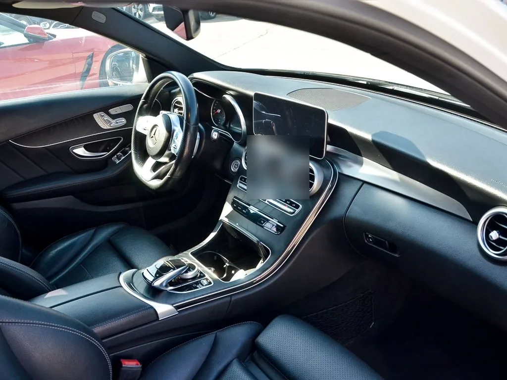 Mercedes-Benz C 300 2.0 T año 2021