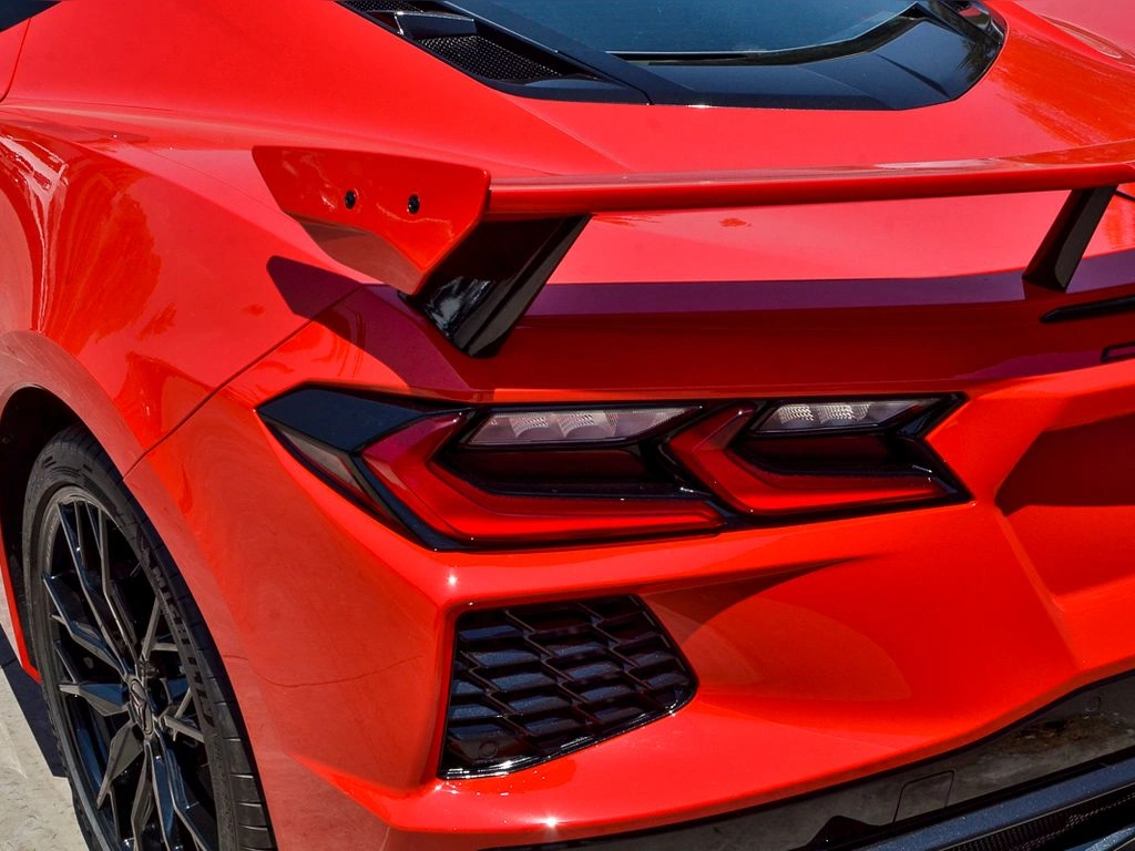 Chevrolet Corvette Stingray C8 V8 6.2 L año 2026