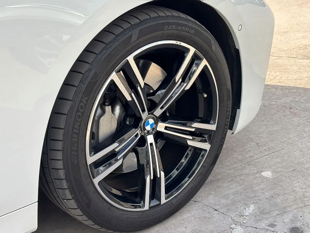 BMW 430 430i Coupé 2.0 año 2024