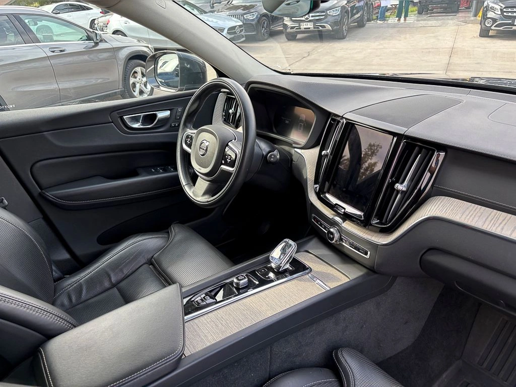 Volvo Xc60 Ii T8 Recharge Awd 2.0 año 2023