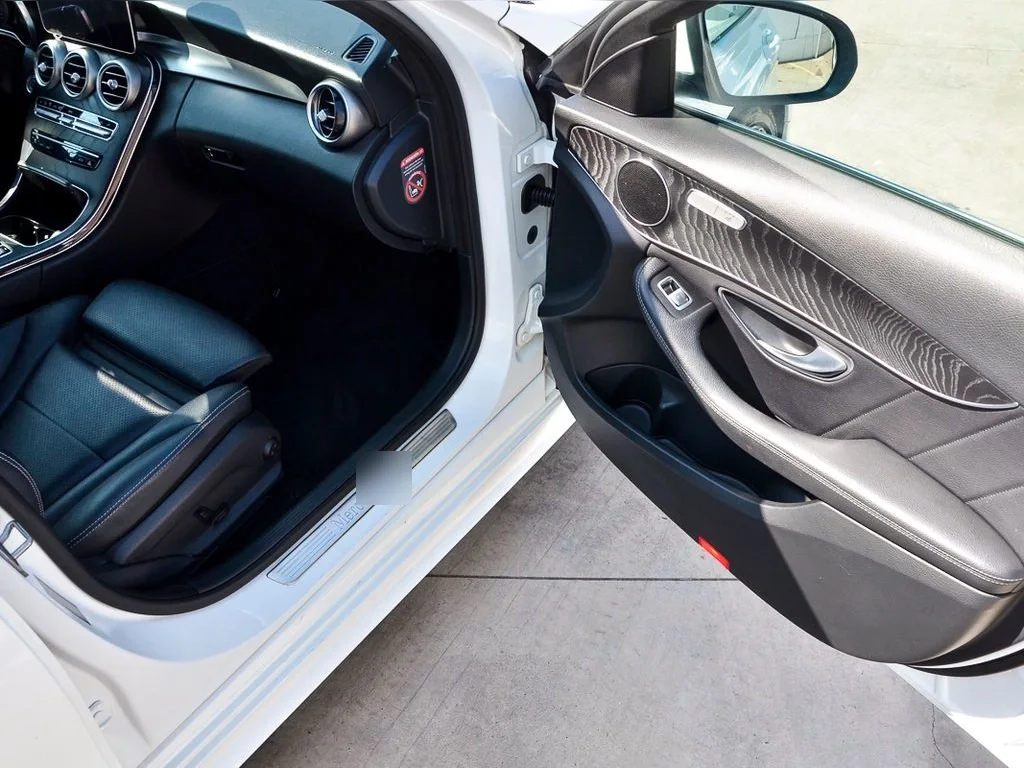 Mercedes-Benz C 300 2.0 T año 2021