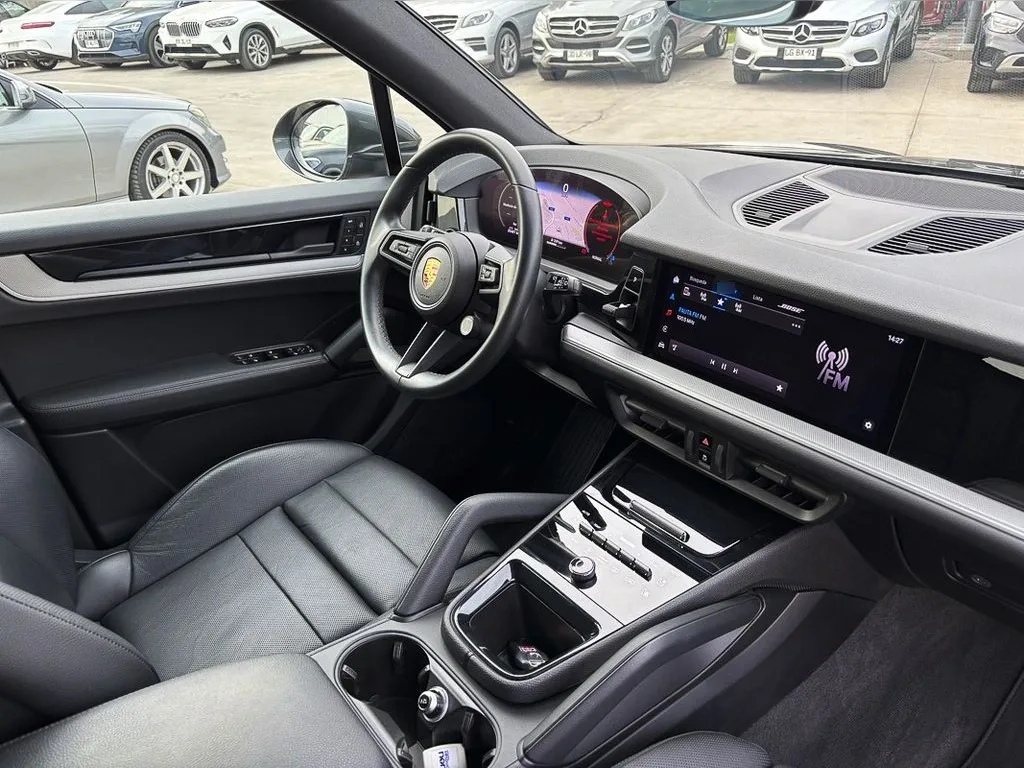 Porsche Cayenne 3.0 V6 E3 At 4x4 año 2024