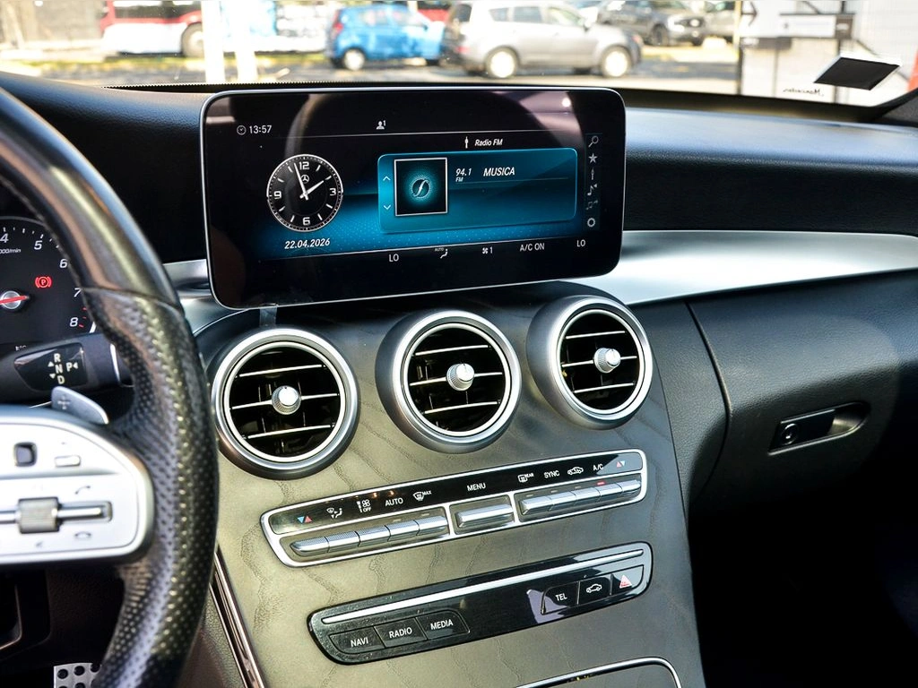 Mercedes-Benz C 300 2.0 T año 2021