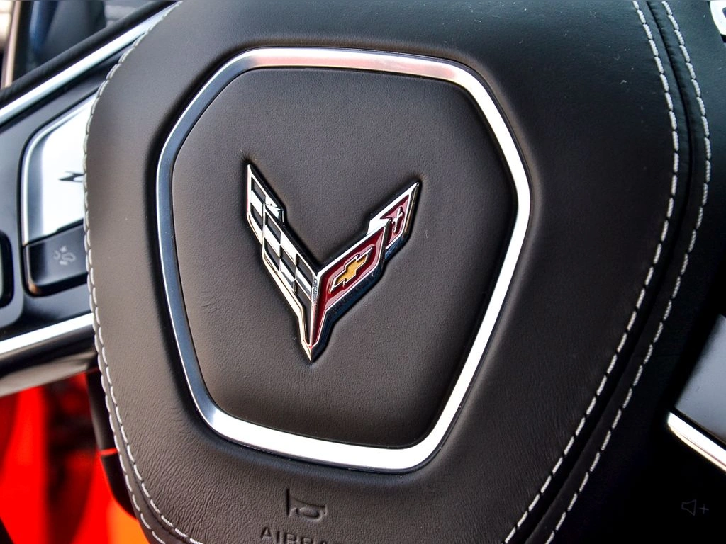 Chevrolet Corvette Stingray C8 V8 6.2 L año 2026