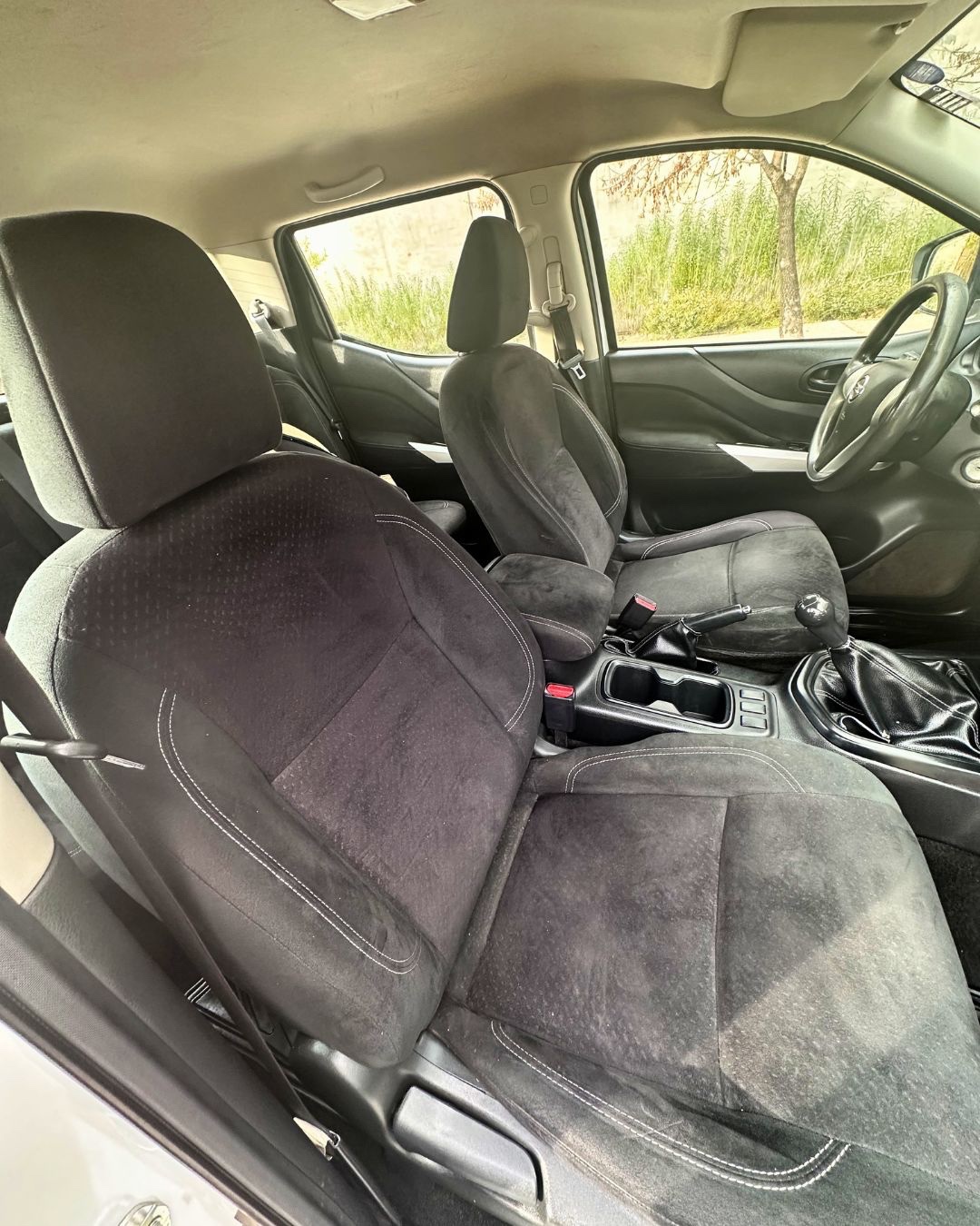 Nissan NP300 2.3 D Navara Dc Se Mt Diesel año 2020