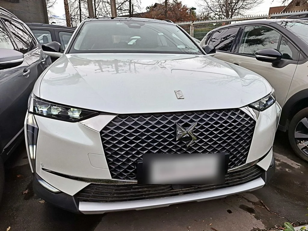 DS Automobiles Ds 4 Cross año 2026