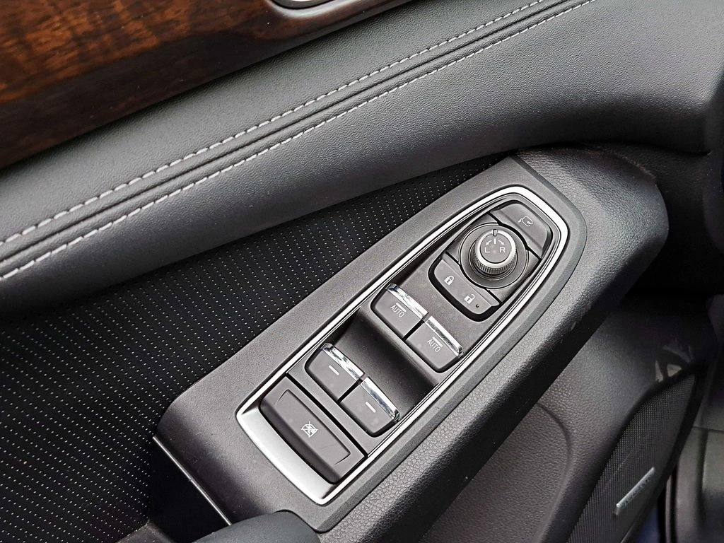 Subaru Evoltis Touring año 2025
