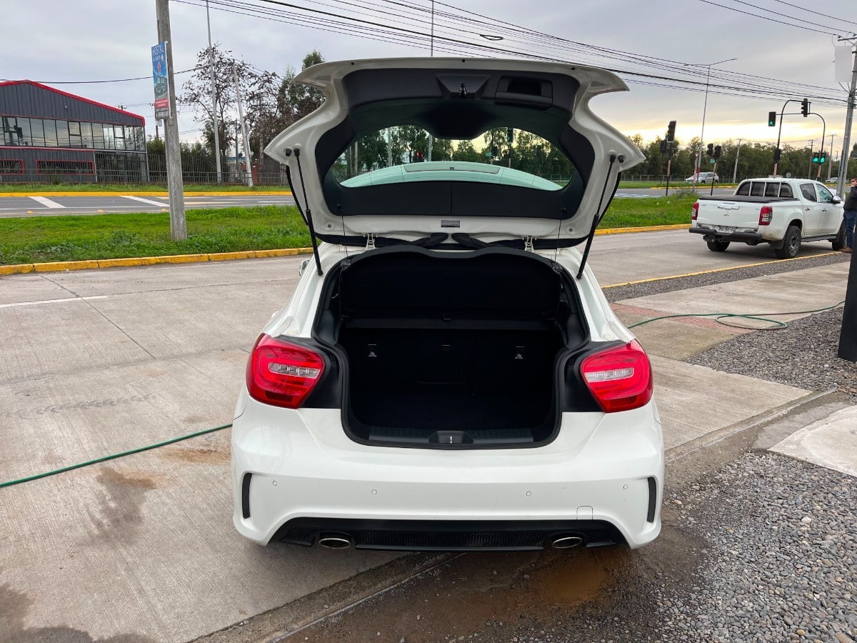 Mercedes-Benz A200 Blueefficiency año 2015