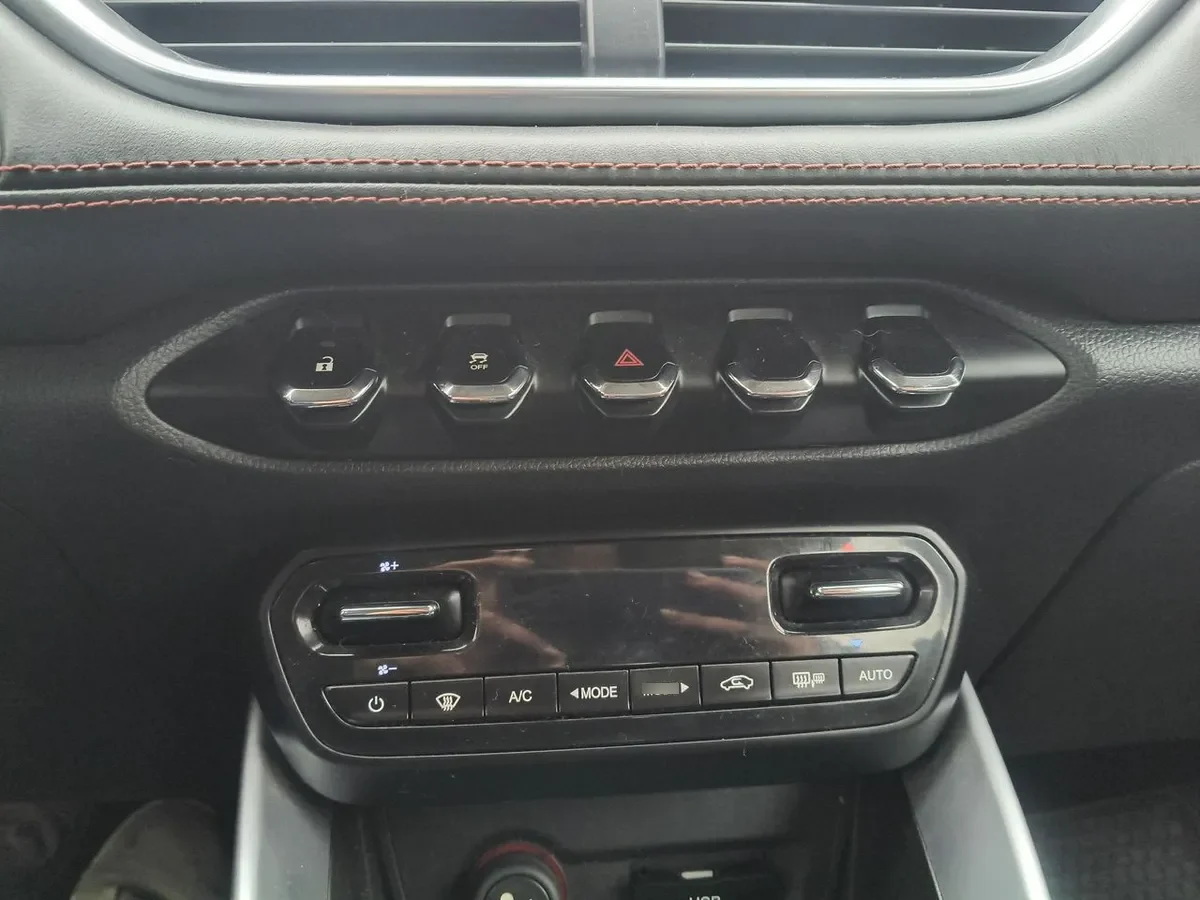Chevrolet Groove 1.5 Premier 4x2 Mt 5p año 2022