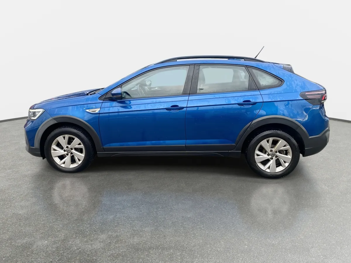 Volkswagen Nivus 1.0 Tsi Comfortline 4x2 At 5p año 2023