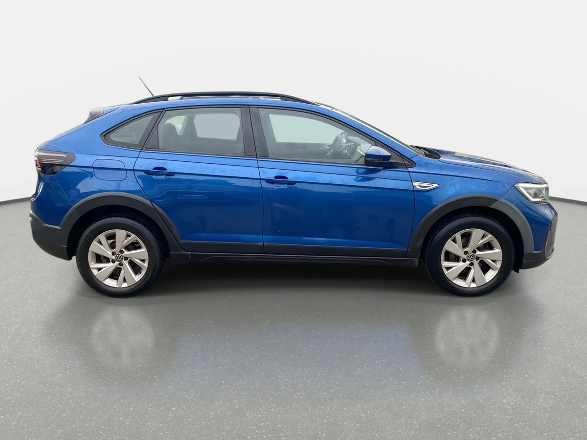 Volkswagen Nivus 1.0 Tsi Comfortline 4x2 At 5p año 2023
