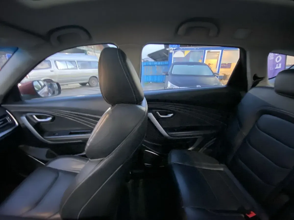 Jetour X70 1.5t Glx 4x2 At 5p año 2023