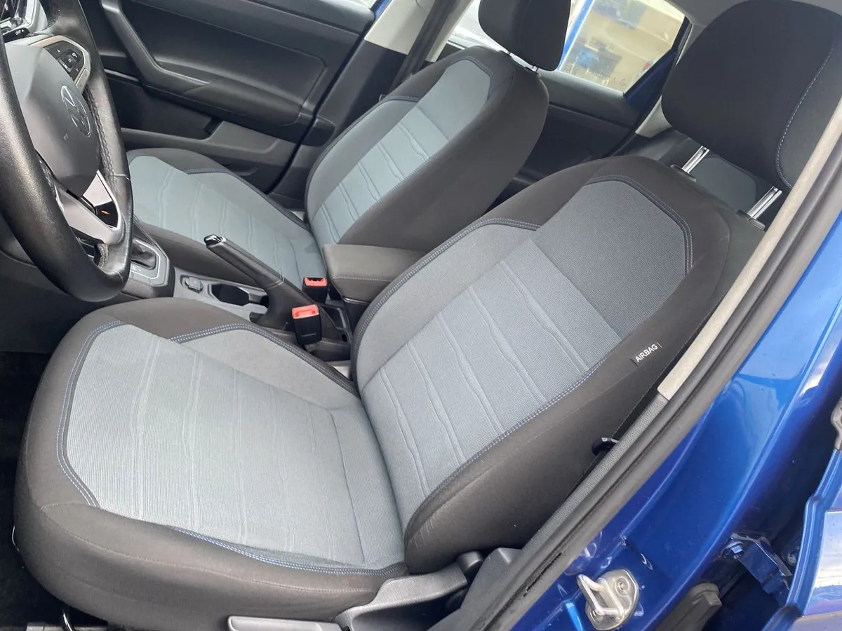 Volkswagen Nivus 1.0 Tsi Comfortline 4x2 At 5p año 2023