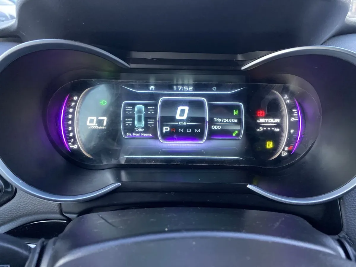 Jetour X70 1.5t Glx 4x2 At 5p año 2023
