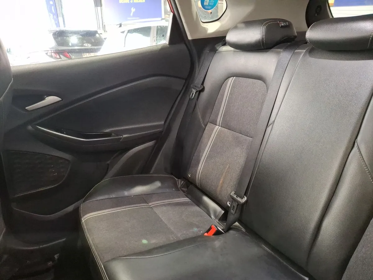 Chevrolet Tracker 1.2t Ltz Fwd At 5p año 2022