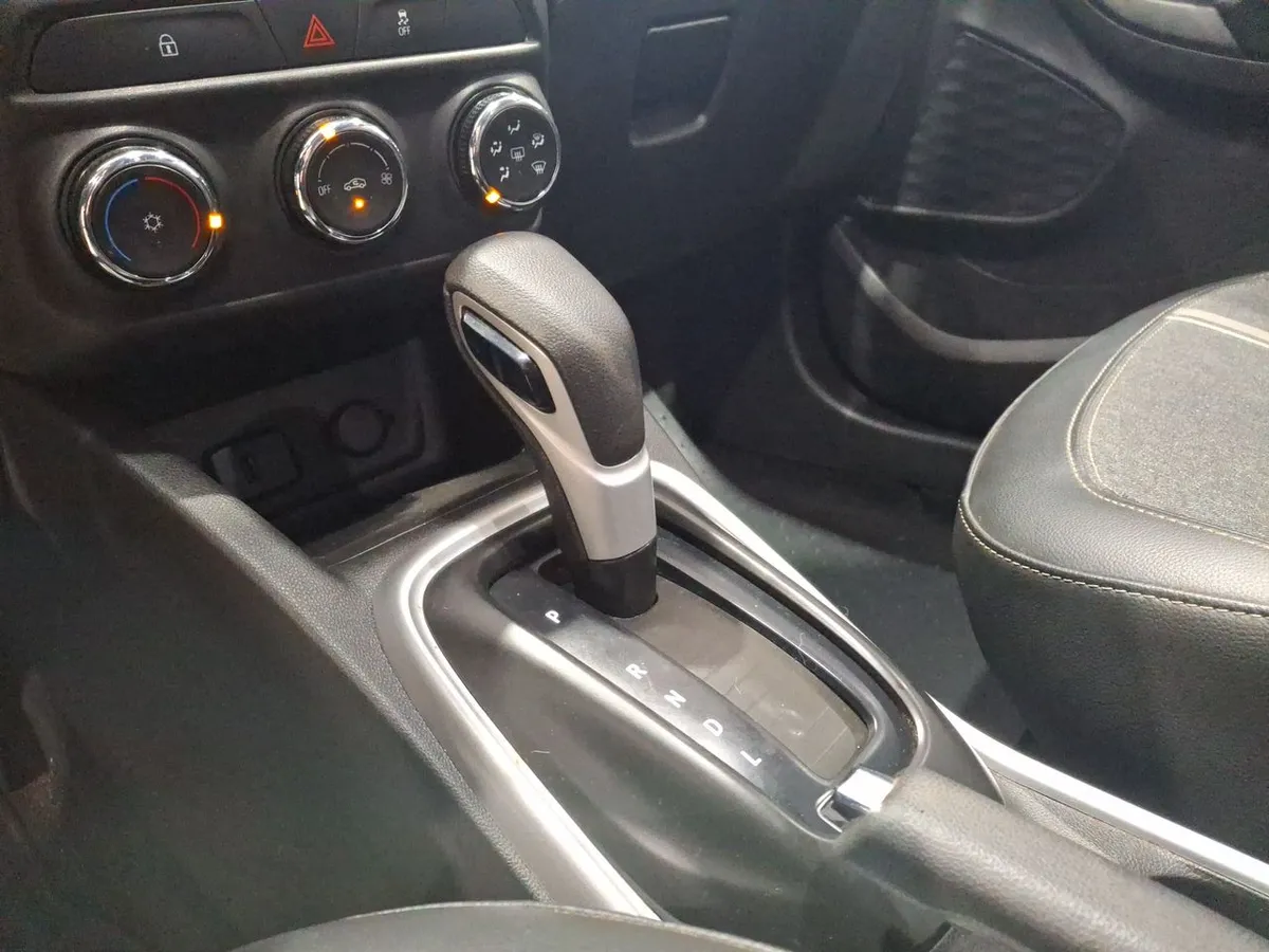 Chevrolet Tracker 1.2t Ltz Fwd At 5p año 2022