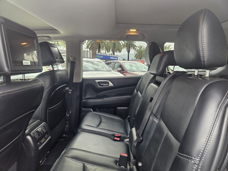 Nissan Pathfinder 4x4 3.5 Aut Cvt Exclucive año 2018