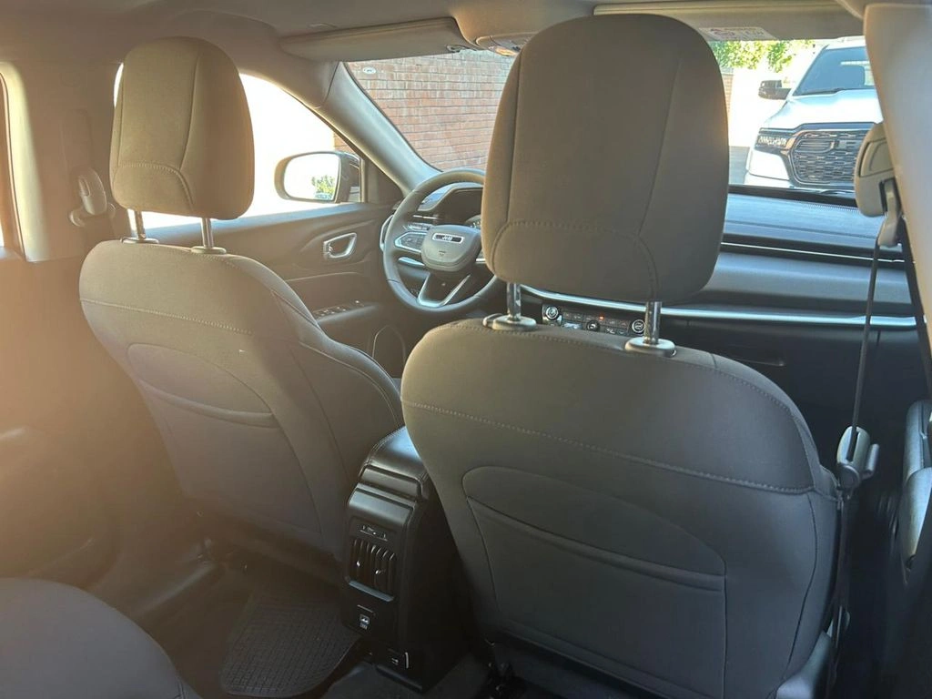Jeep Compass 1.3 Sport 4x2 At 5p año 2022