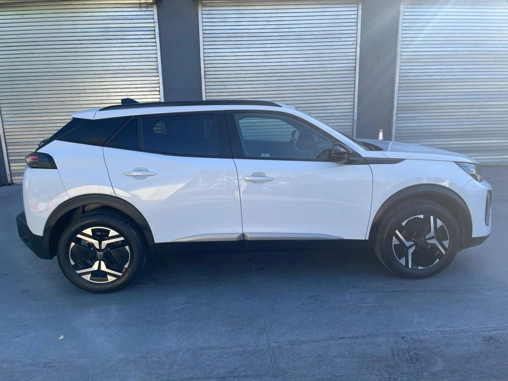 Peugeot 2008 1.2 Allure Pack Puretech 130 At año 2024