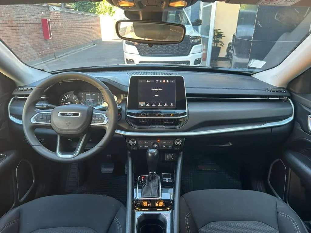 Jeep Compass 1.3 Sport 4x2 At 5p año 2022