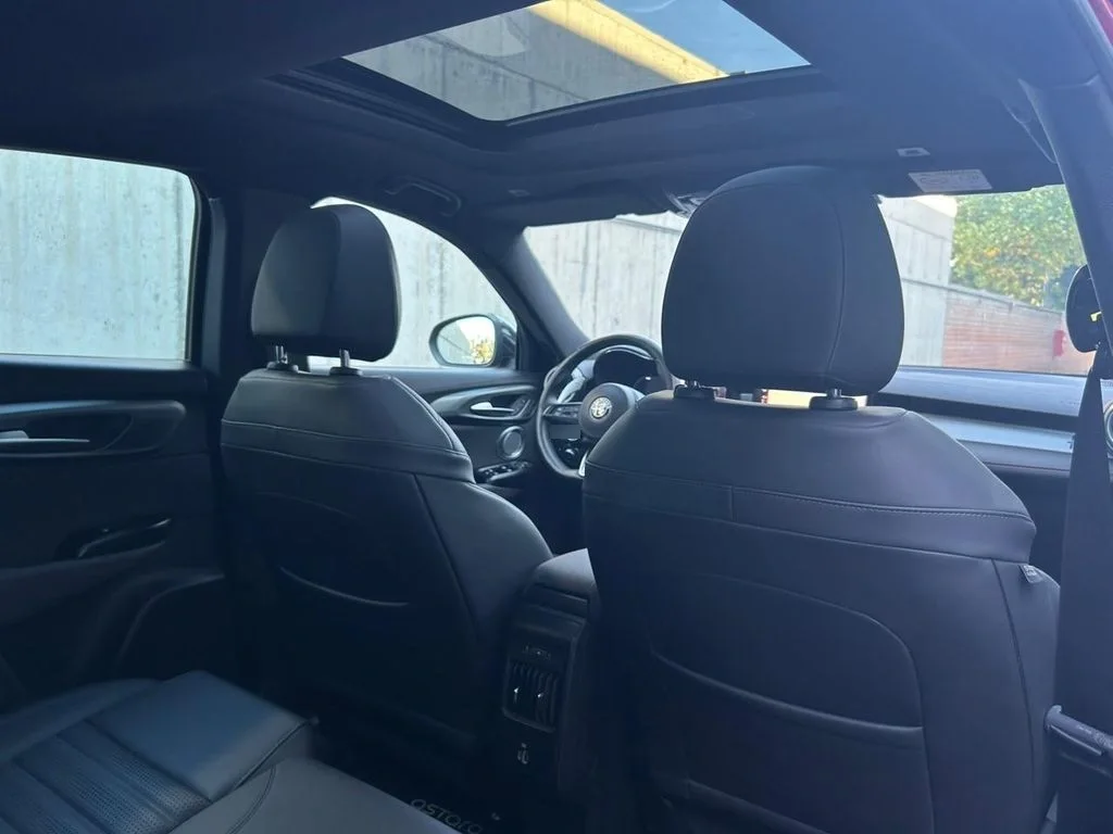 Alfa Romeo Tonale 1.3 Tributo Phev Hybrid 4x4 At 5p año 2025