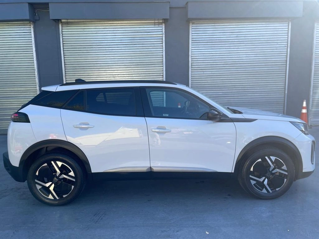 Peugeot 2008 1.2 Allure Pack Puretech 130 At año 2024