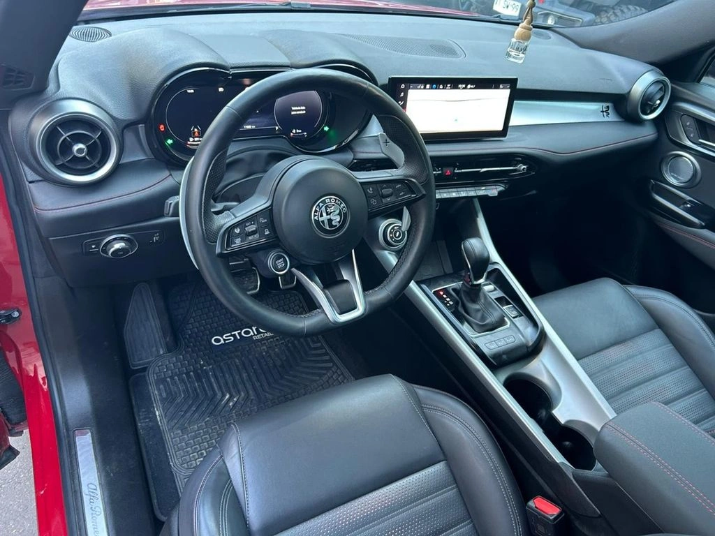 Alfa Romeo Tonale 1.3 Tributo Phev Hybrid 4x4 At 5p año 2025