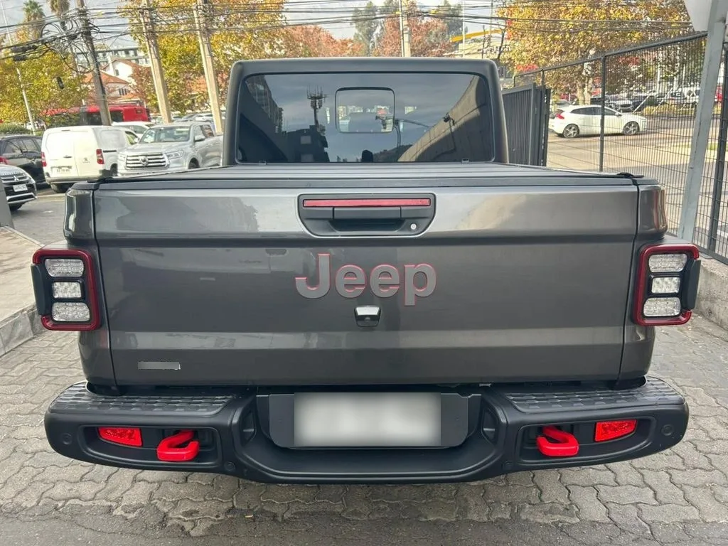 Jeep Gladiator 3.6 Rubicon 4x4 Dob. Cab. At 4p año 2024
