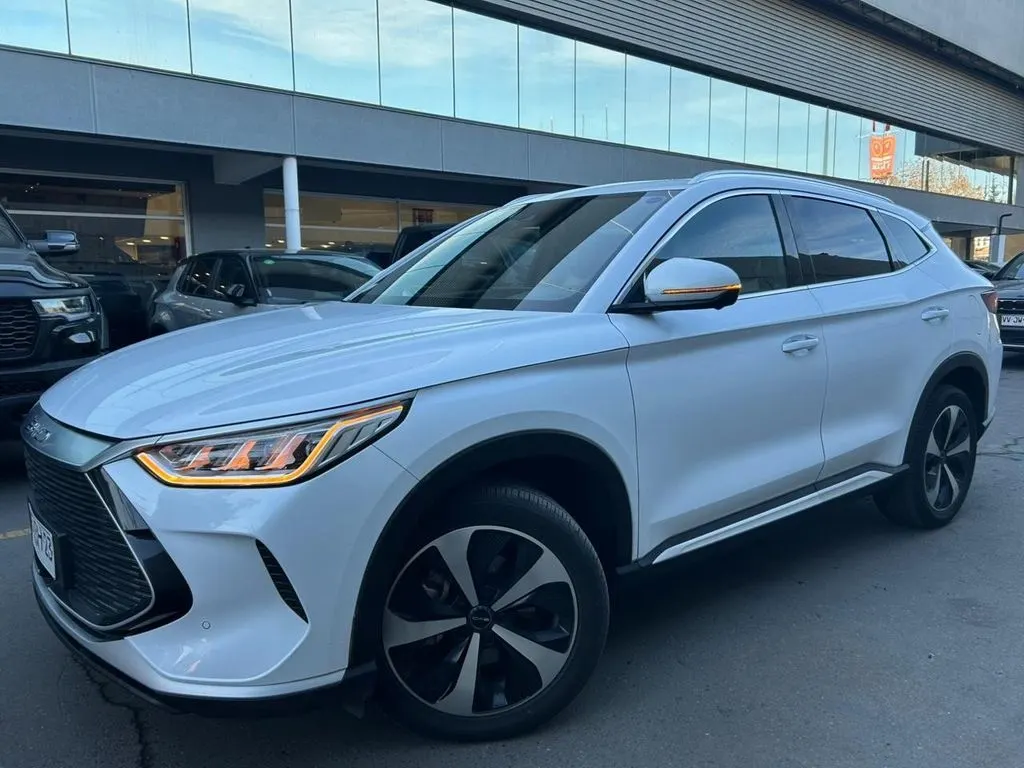 BYD Song Plus 1.5 Gs Hybrid 4x2 At 5p año 2024